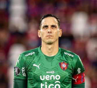 Gatito Fernández está no Cerro Porteño desde que deixou o Botafogo