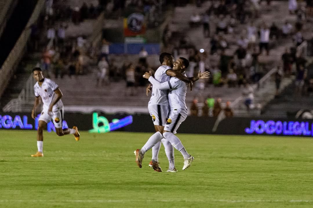 Com gol de ex-Cruzeiro, Botafogo-PB goleia Concórdia-SC e avança na Copa do Brasil