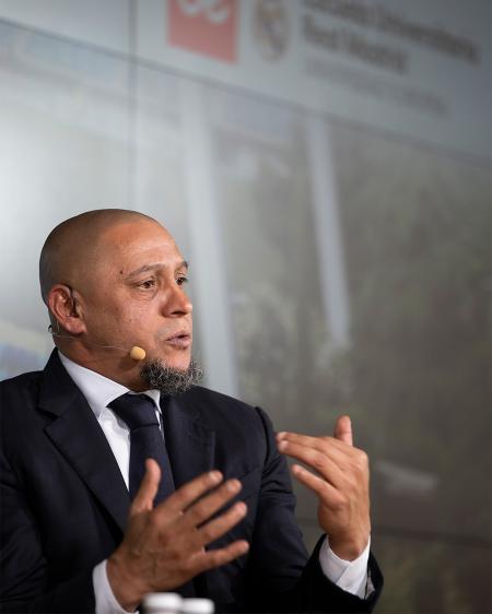 Roberto Carlos, pentacampeão mundial com a Seleção Brasileira