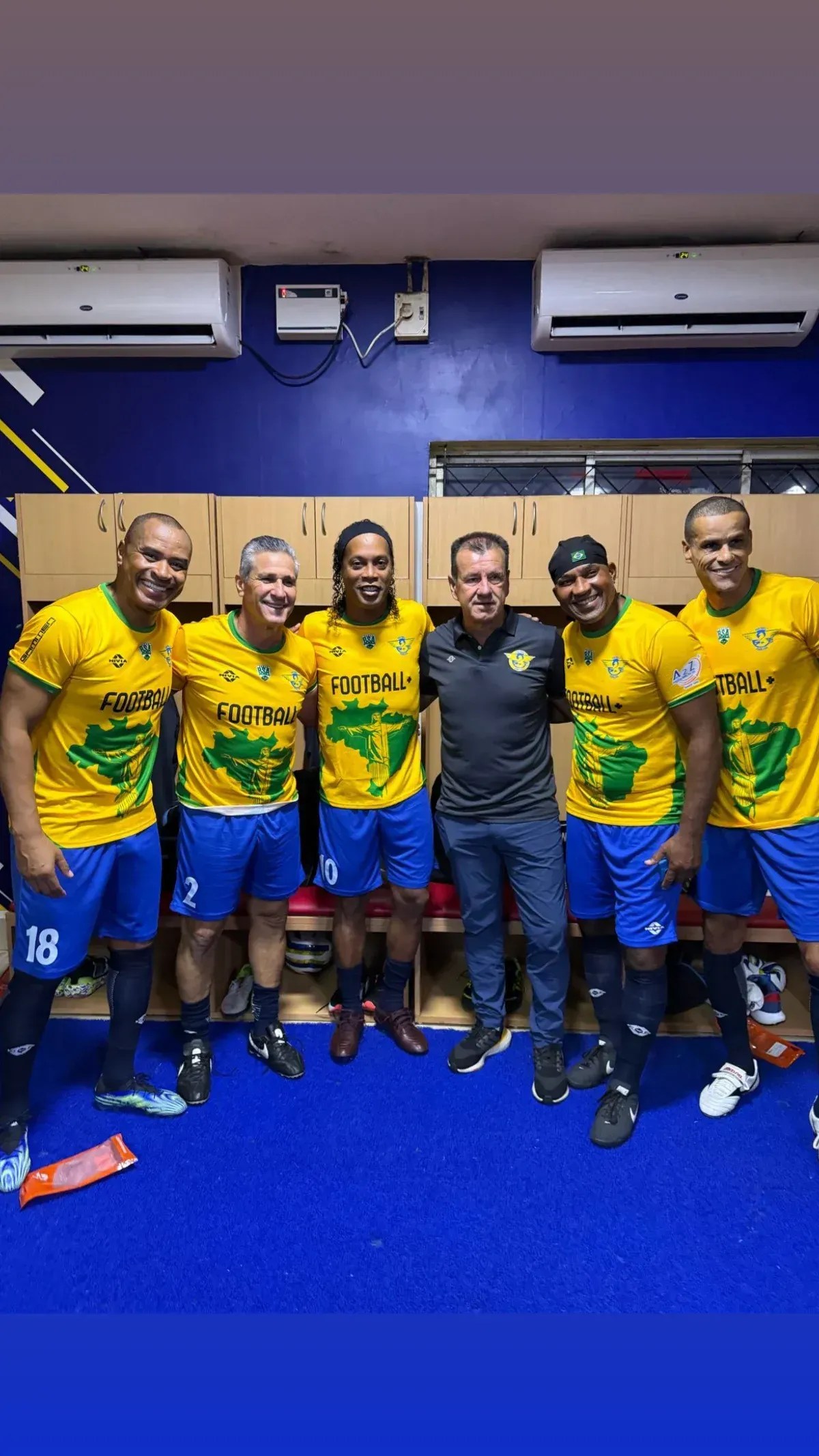 Ronaldinho, Rivaldo e mais: lendas da Seleção participam de jogo festivo na Índia