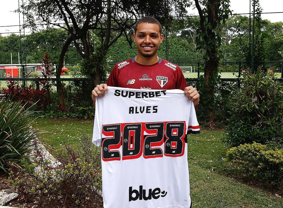 São Paulo amplia contrato de promessa da base até 2028