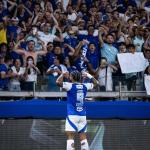 Gabigol brinca e comenta aposta com Pedrinho no Cruzeiro: 'É difícil, mas vou tentar'