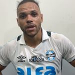 Braithwaite tem novo problema e vira dúvida no Grêmio para enfrentar o Ceará