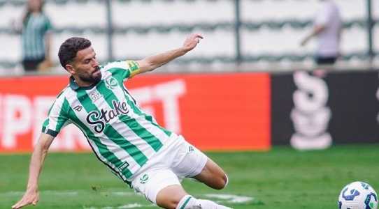 Jadson, do Juventude, interessa ao Athletico-PR