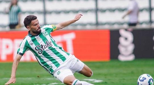 Jadson, do Juventude, interessa ao Athletico-PR