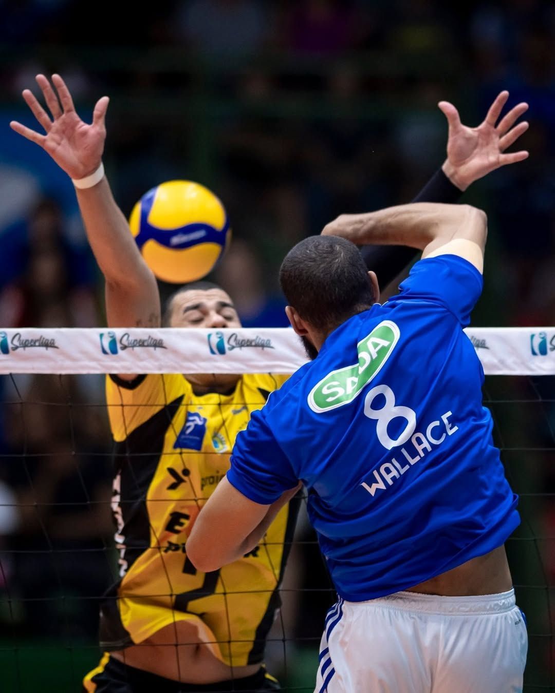 Sada Cruzeiro enfrenta Praia Clube por vaga na final da Superliga de Vôlei