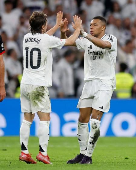 Real venceu nos acréscimos e manteve sonho pelo título do Espanhol