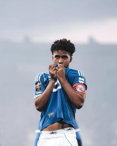 Andrey Santos, revelado pelo Vasco que pertence ao Chelsea