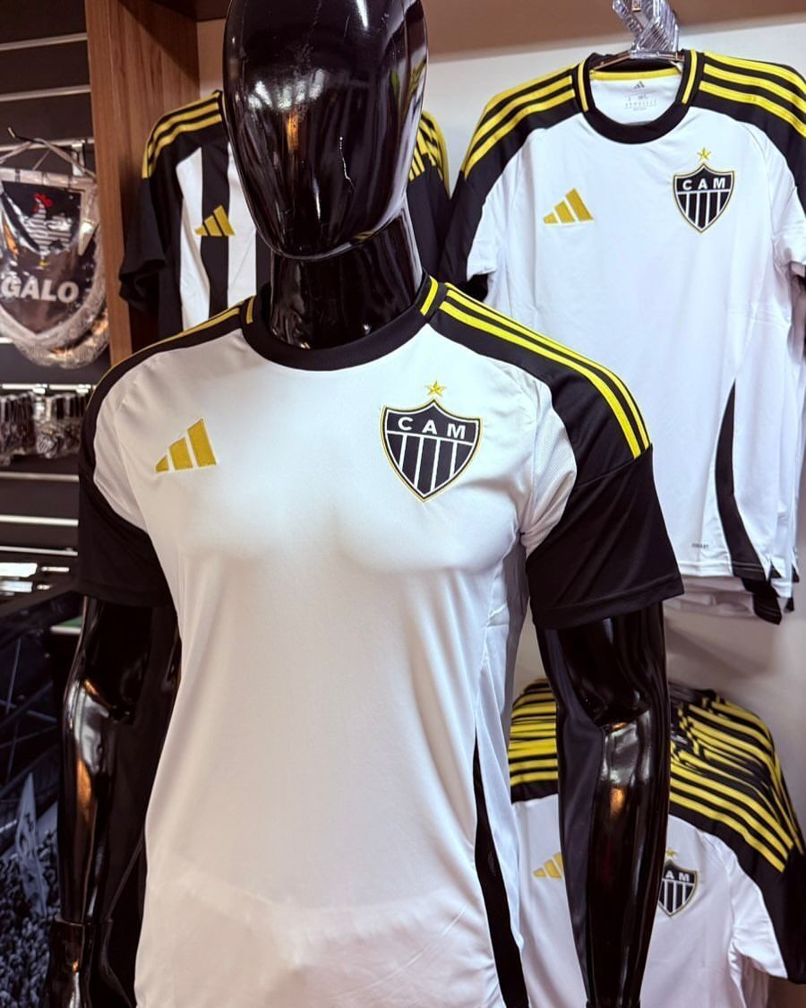 Loja do Atlético antecipa divulgação e inicia venda de nova camisa; veja valores