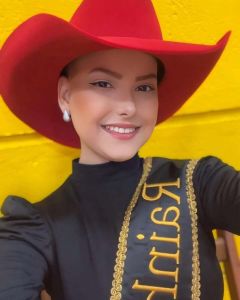 Camila Trevisol morreu aos 22 anos nessa quarta-feira (23)