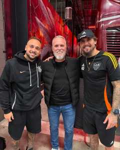Maycon, Marcelo Vojnovic e Lyanco na Arena MRV, estádio do Atlético