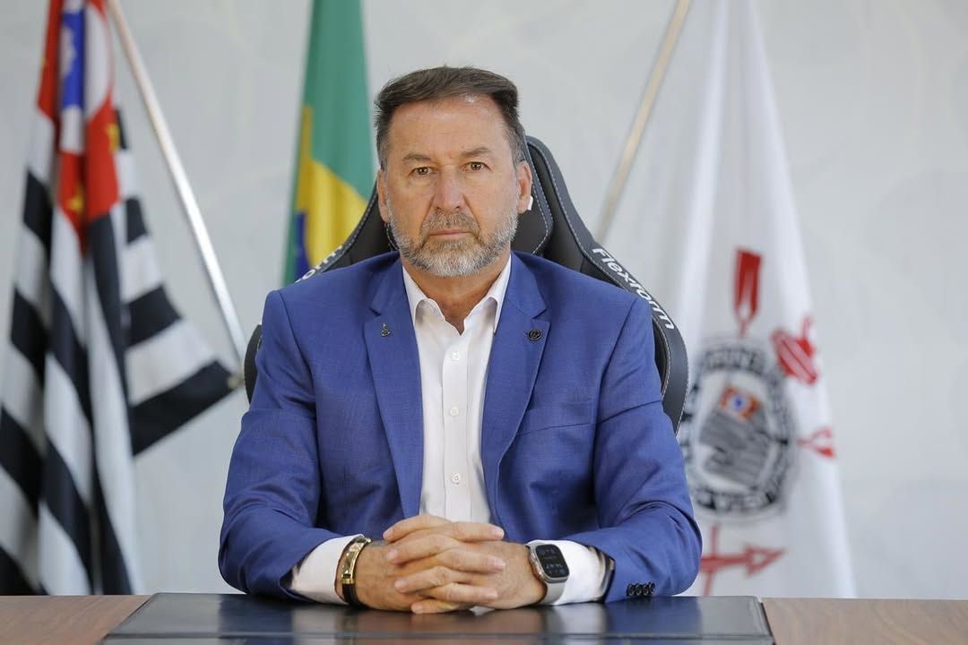 Augusto Melo e Osmar Stabile registram BO após caos na presidência do Corinthians