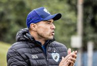 Atacante deixa Londrina, e Roger Silva lamenta: 'A gente perde muito'