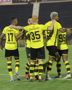 São Bernardo não teve dificuldade para bater o Anápolis neste sábado (28)