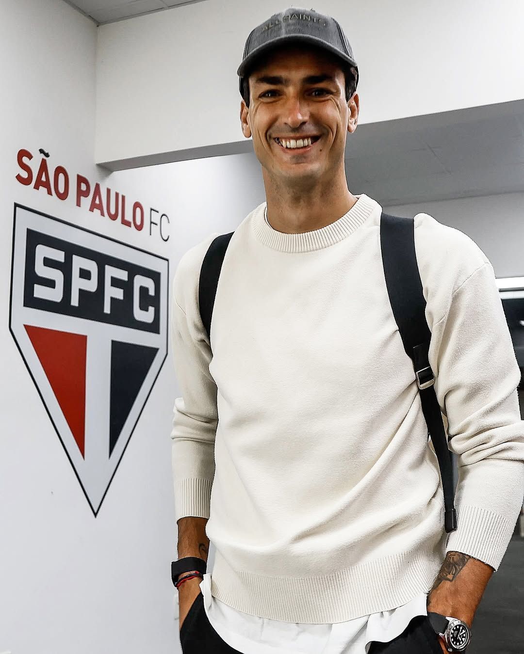 Dinenno surpreende ao falar de Pedrinho, do Cruzeiro, em apresentação no São Paulo