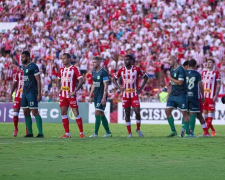 Náutico e Floresta não saíram do 0 a 0 neste sábado (5)