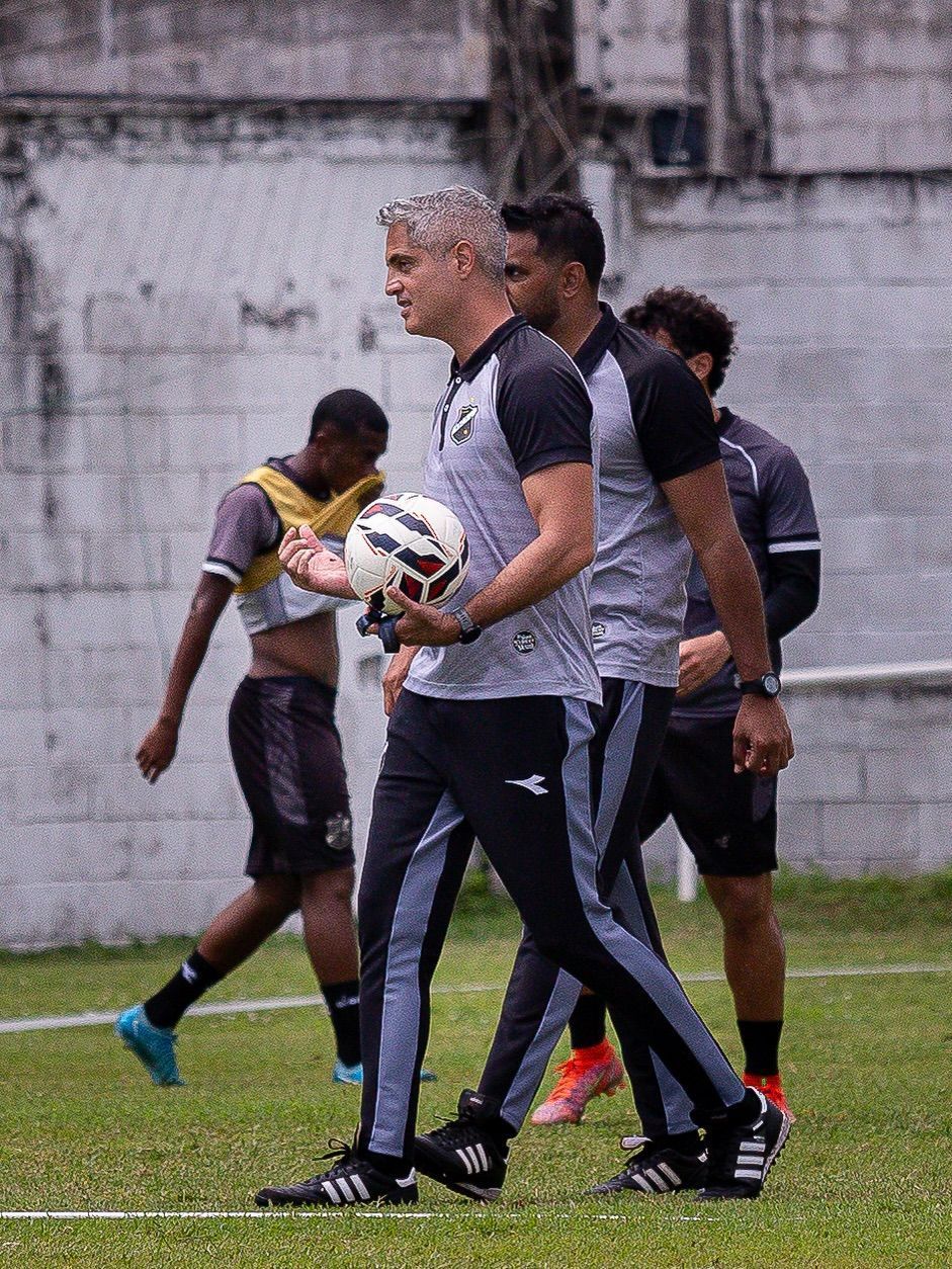 Clube da Série C demite técnico ex-Atlético após sequência de cinco jogos sem vencer