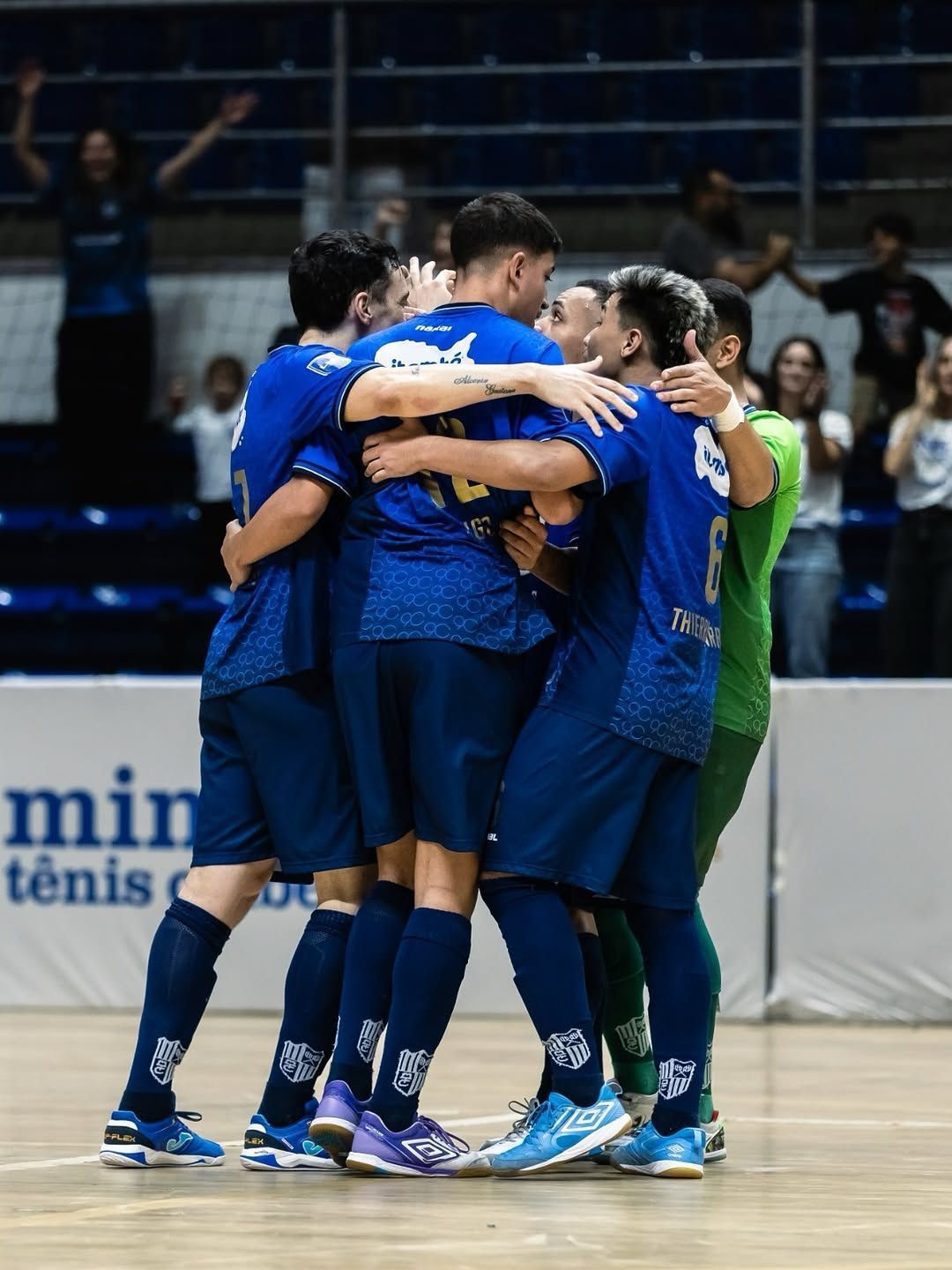 Minas vence Atlântico e abre vantagem nas quartas da Copa do Brasil de Futsal