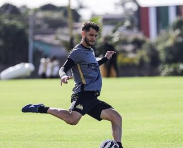 Fellipe Mateus voltou aos treinos do Criciúma na última semana