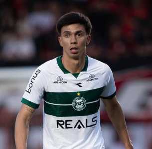 João Almeida entrou no segundo tempo de Atlético-GO 0x0 Coritiba