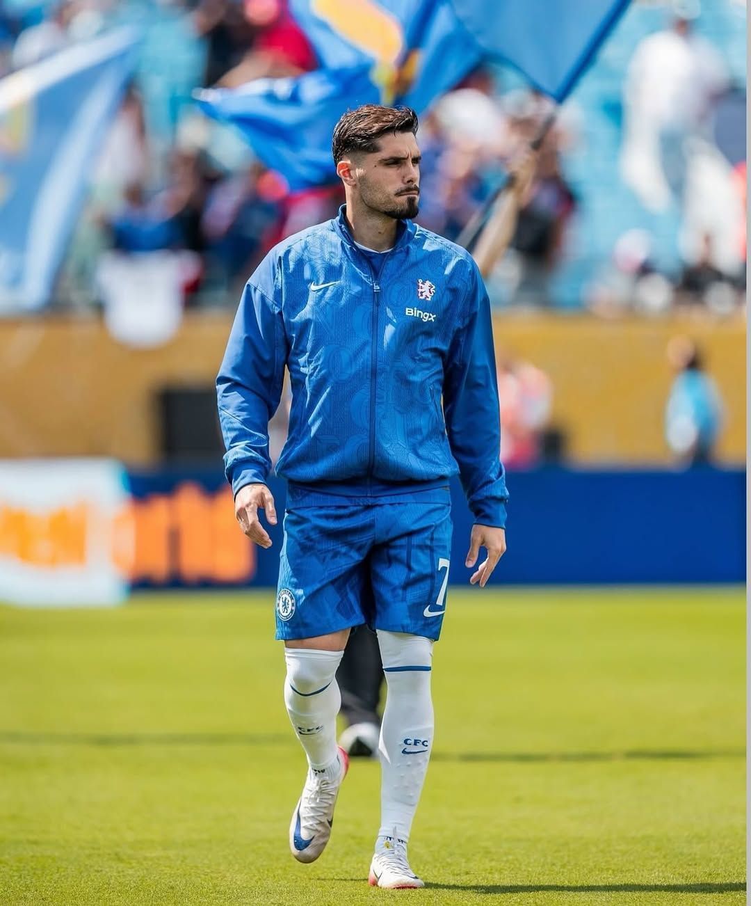Amigo de Diogo Jota, Pedro Neto pode desfalcar Chelsea contra o Palmeiras