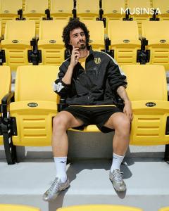 Ex-Atlético, Valdívia brilha na Coreia do Sul