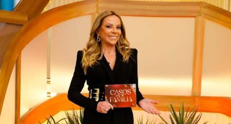 Christina Rocha comandava o Casos de Família no SBT