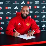 Manchester United contrata destaque do Brentford por mais de meio bilhão de reais