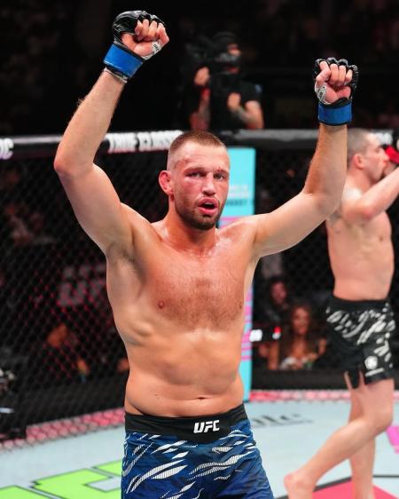 Reinier de Ridder venceu Robert Whittaker no último sábado (27)