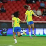Com show no 1º tempo, Brasil goleia Uruguai e avança à final da Copa América Feminina
