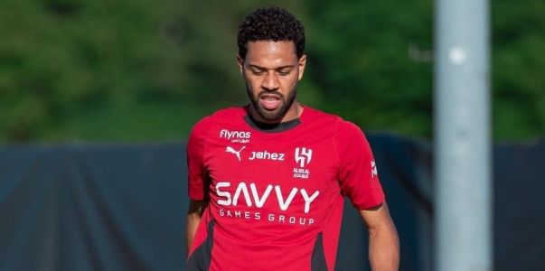 Renan Lodi pediu rescisão do Al-Hilal e deixou a Arábia Saudita no último fim de semana