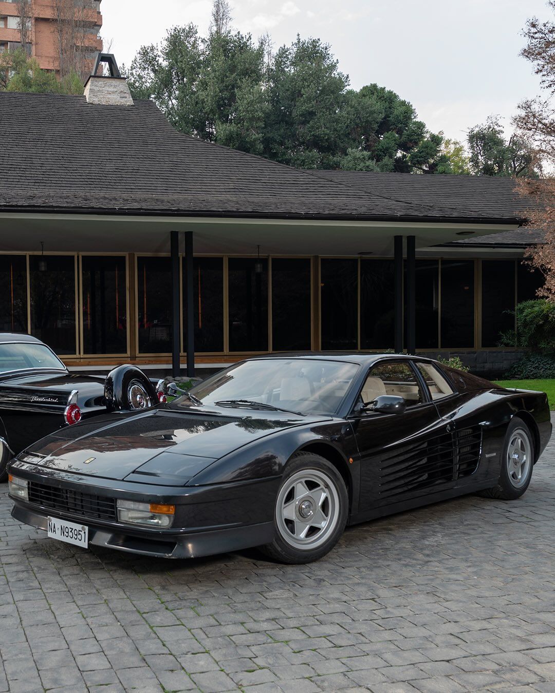 Exposição na Argentina mostra carros icônicos de Maradona, Lady Di e Kurt Cobain