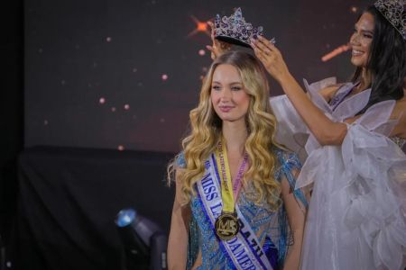 Maria Gasparotto é coroada Miss Latinoamérica 2025