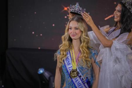 Maria Gasparotto é coroada Miss Latinoamérica 2025