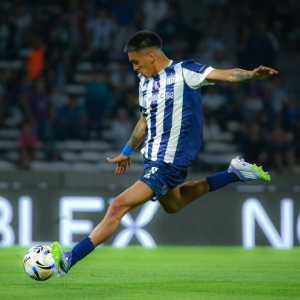 Matías Galarza, em ação pelo Talleres, da Argentina