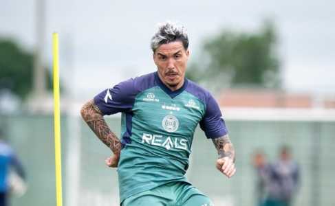Josué está fora da partida do Coritiba com o Athletic