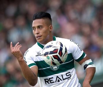 Coritiba de Sebastian Gómez jogou no Couto Pereira lotado