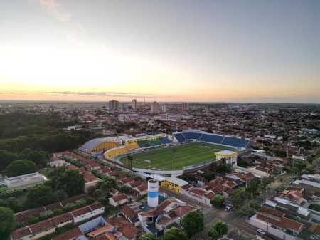 Estádio José Maria de Campos Maia, o Maião, em Mirassol