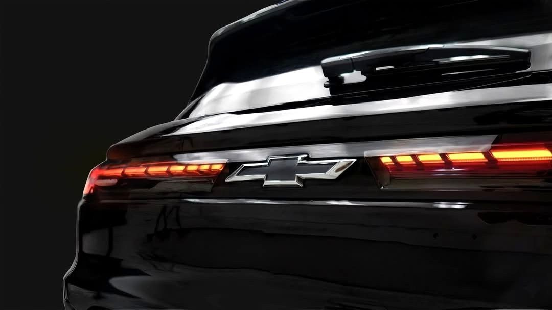 Chevrolet Sonic: SUV do Onix tem a sua primeira imagem oficial divulgada
