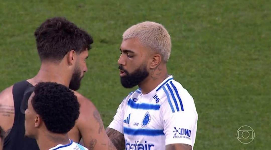 Dublador aponta o que Gabigol disse a Yuri Alberto após eliminação do Cruzeiro