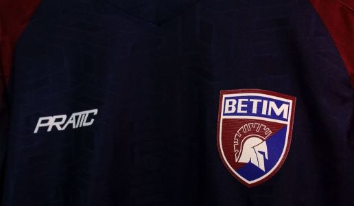 Detalhe da nova camisa principal do Betim Futebol para a temporada 2026