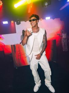 Kaio Jorge comemorou aniversário de 24 anos com uma festa no Recife