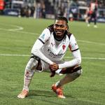 Rafael Leão decide, e Milan vence o Cagliari pelo Campeonato Italiano