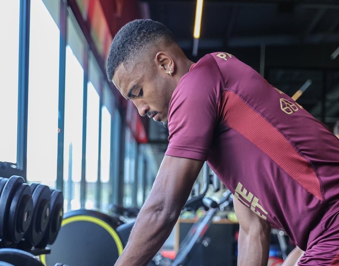 Atacante do Athletico-PR deve reforçar equipe de aspirantes contra Operário