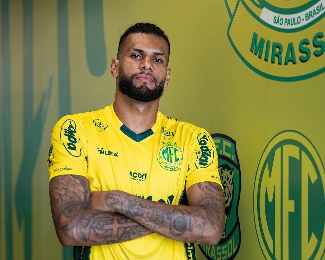 Clube da Série A anuncia contratação de ex-Cruzeiro que marcou Messi
