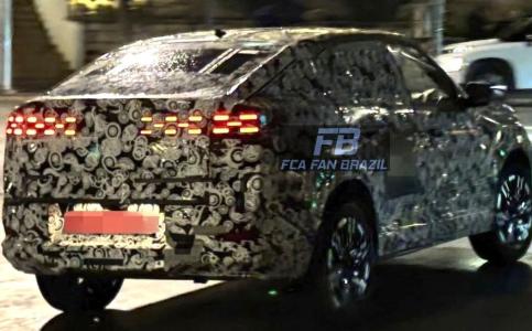 Novo Fiat Fastback