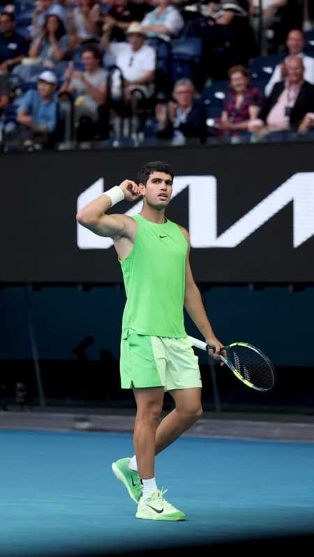 Carlos Alcaraz em ação pelo Australian Open