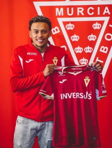 Caio Matheus, novo atacante do Real Murcia