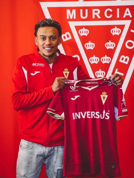 Caio Matheus, novo atacante do Real Murcia