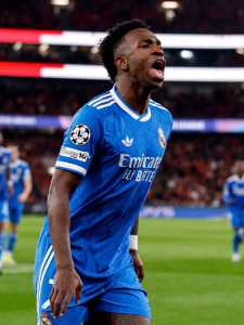 Vini Jr. em ação pelo Real Madrid contra o Benfica